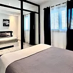 Atlantic 4 Apartment, Terrace, Solarium And *