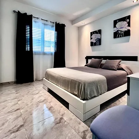 Atlantic 4 Apartment, Terrace, Solarium And Apartment *
