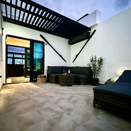 Atlantic 4, Terrace, And Solarium 公寓