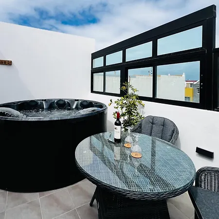 Atlantic 4 Apartment, Terrace, Solarium And Apartment