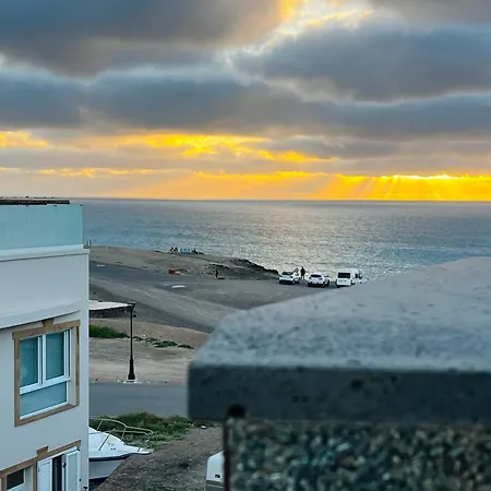 Atlantic 4 Apartment, Terrace, Solarium And El Cotillo (Fuerteventura)